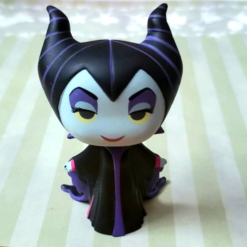 *4 for $30* Funko Mystery Mini - Disney Villains - Maleficent - Sleeping Beauty